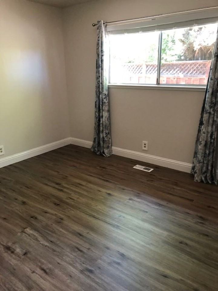 4798 Mohr Ave - Photo 5 of 10
