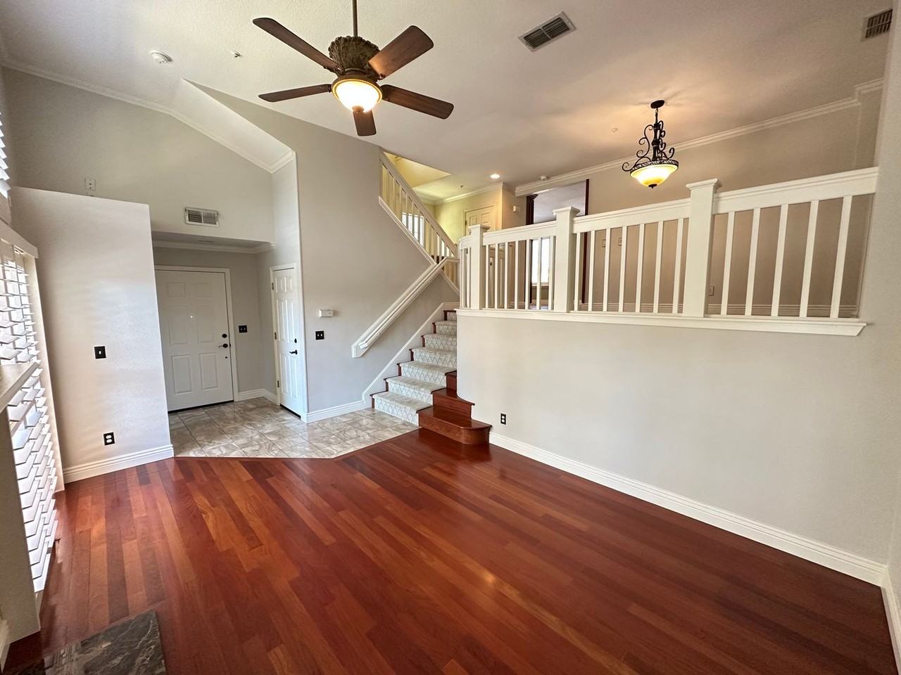 6001 Condor St - Photo 2 of 17