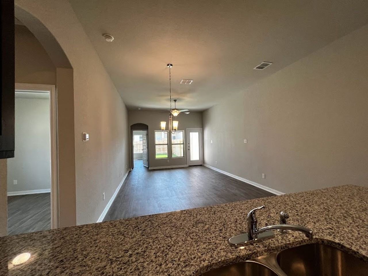9310 Frio Lndg - Photo 4 of 26