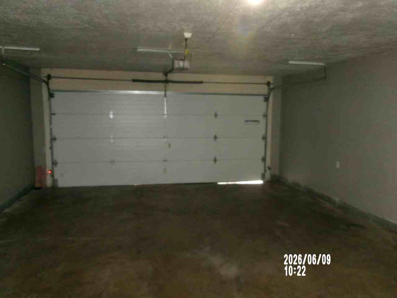 2205 Nw 50th St - Photo 5 of 37
