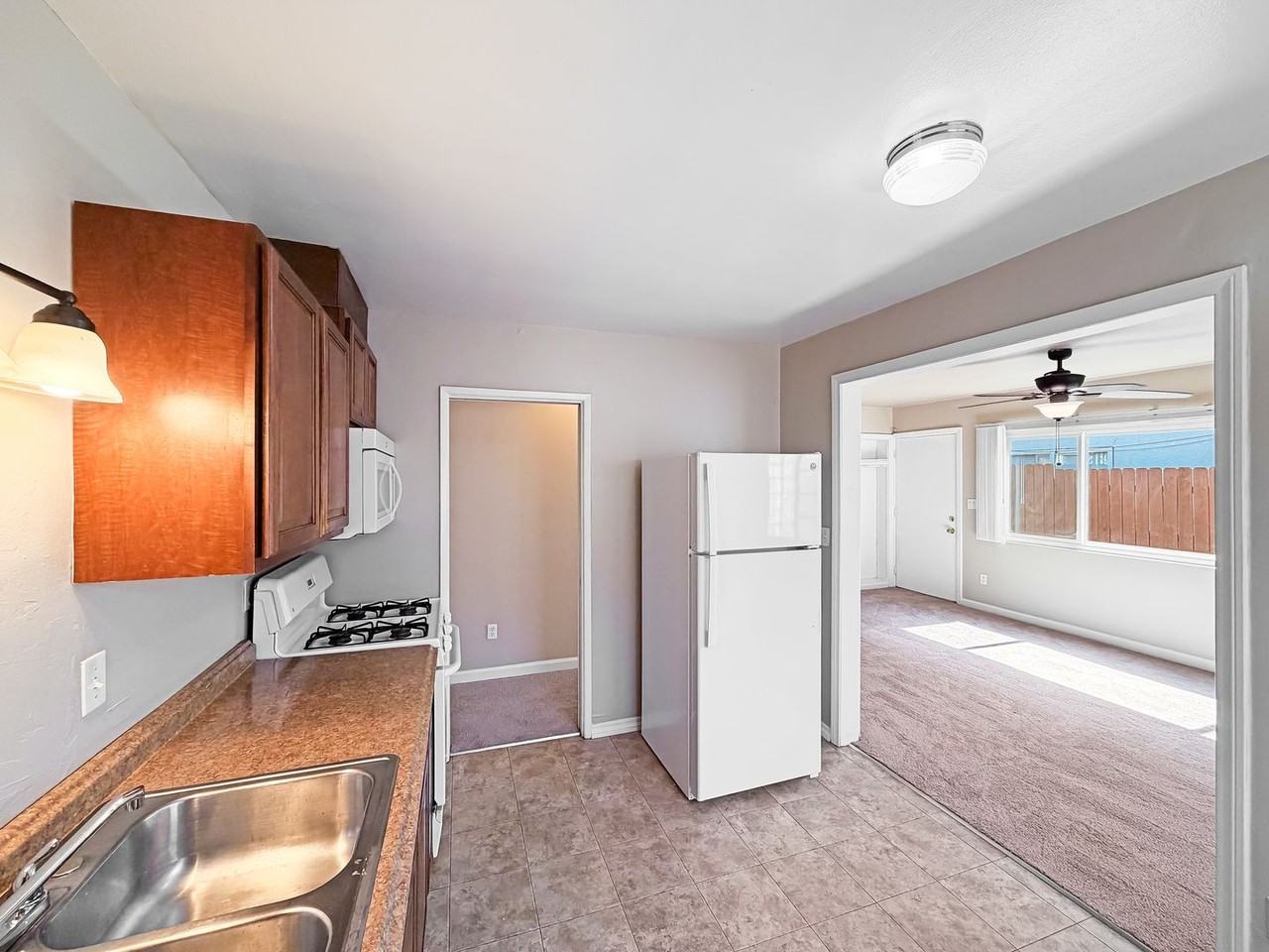 3178 Adams Ave - Photo 6 of 16
