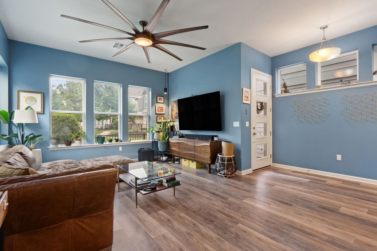 13607 Terrett Trce - Photo 6 of 40