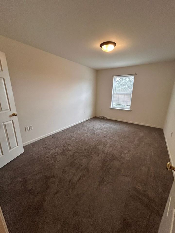114 Farmhouse Ln - Photo 7 of 14