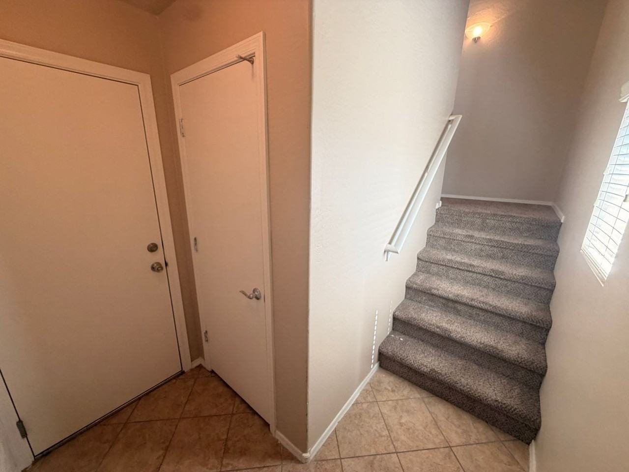 3250 W Greenway Rd #148 - Photo 2 of 20