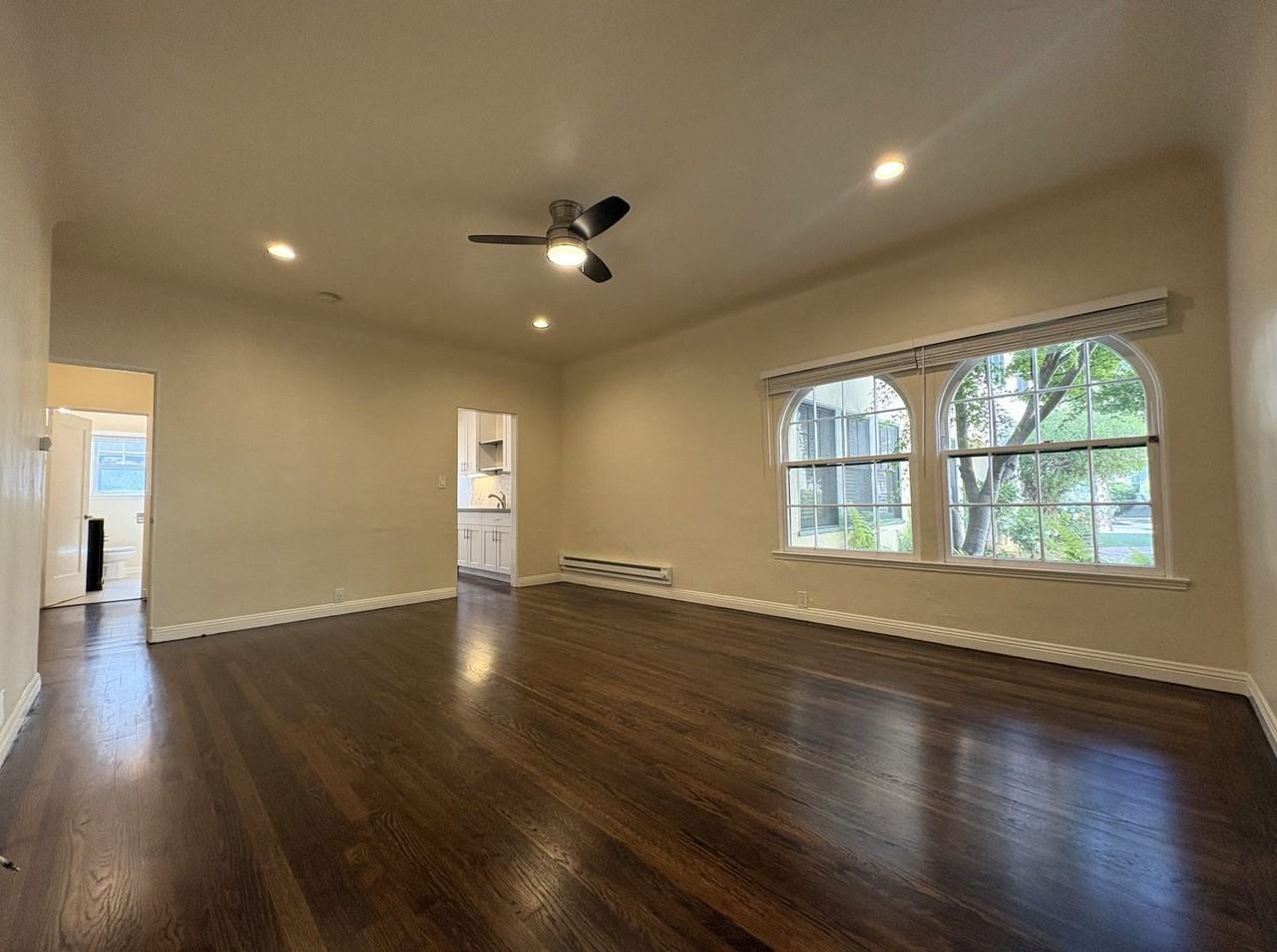 530 Webster St #11 - Photo 3 of 14
