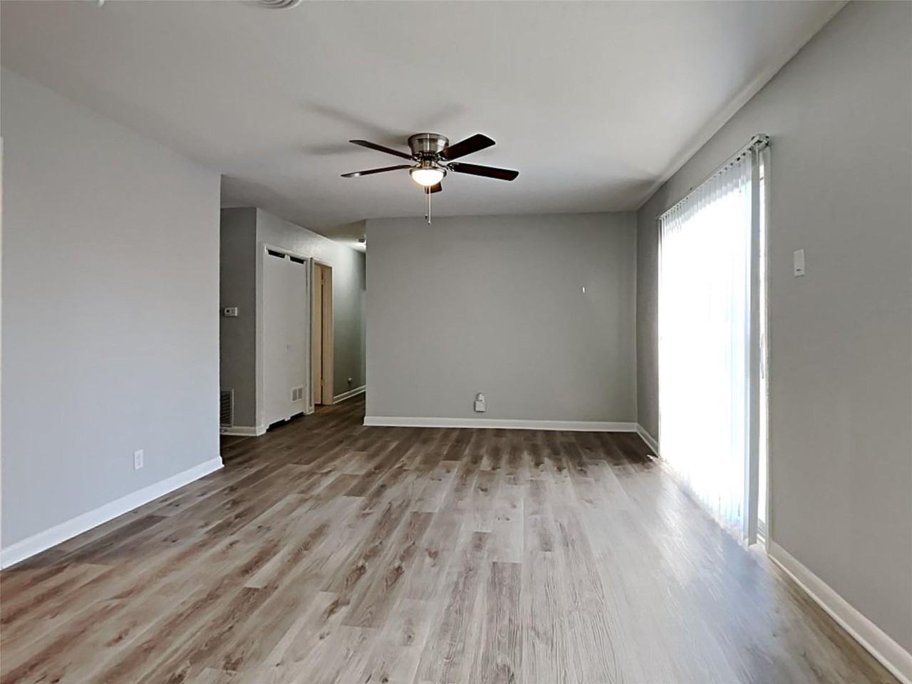 5825 Aton Ave - Photo 2 of 17