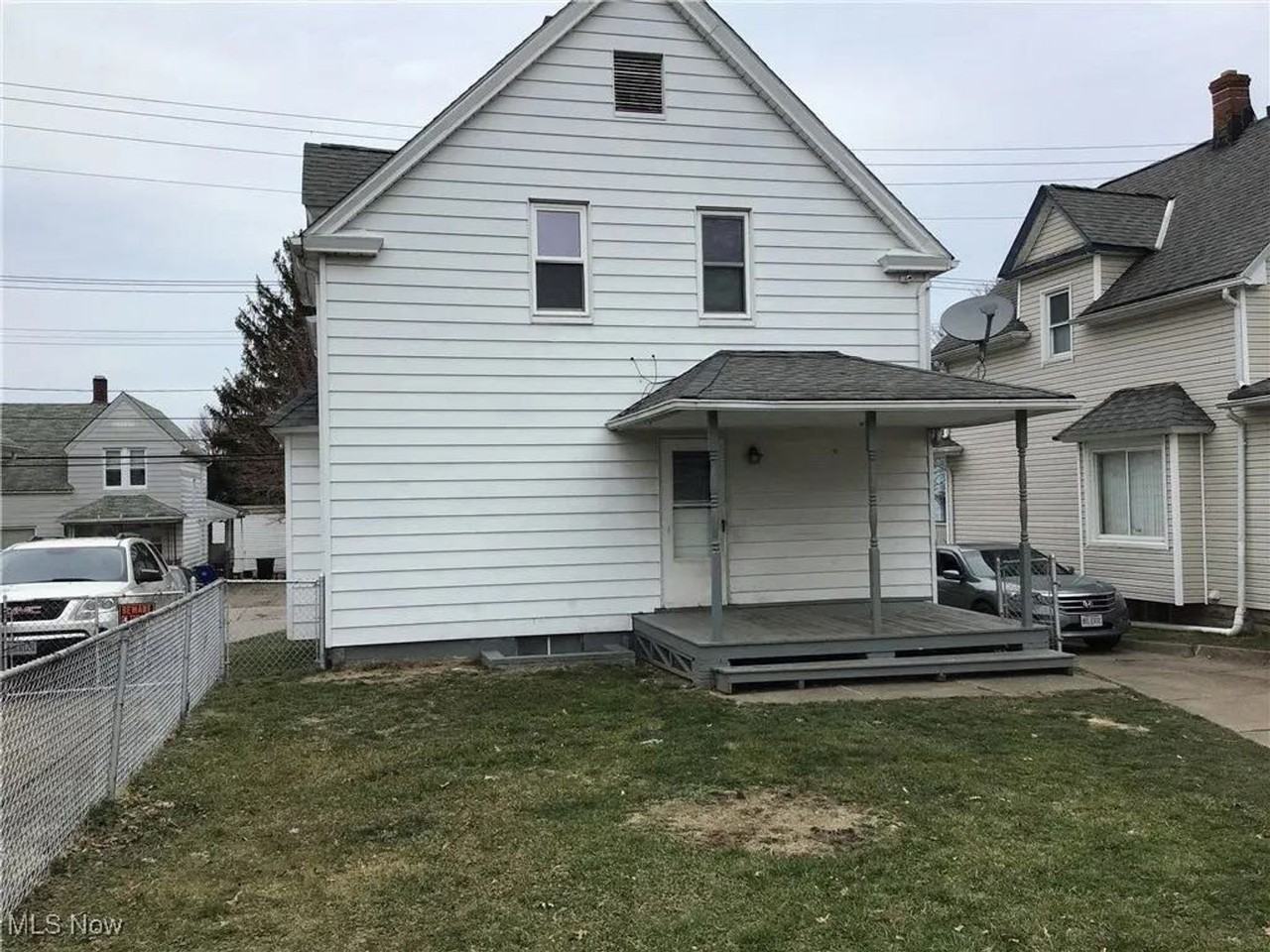 3205 Searsdale Ave - Photo 2 of 13
