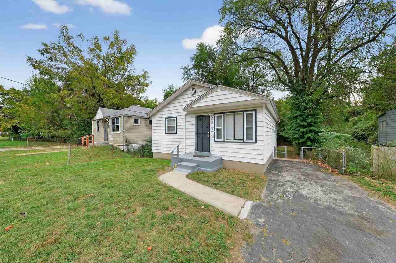 5638 Helen Ave - Photo 3 of 23