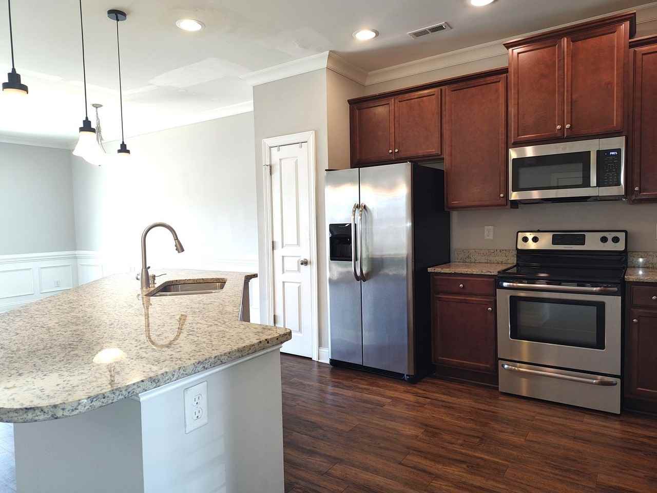 321 Halton Crossing Dr Sw - Photo 3 of 22