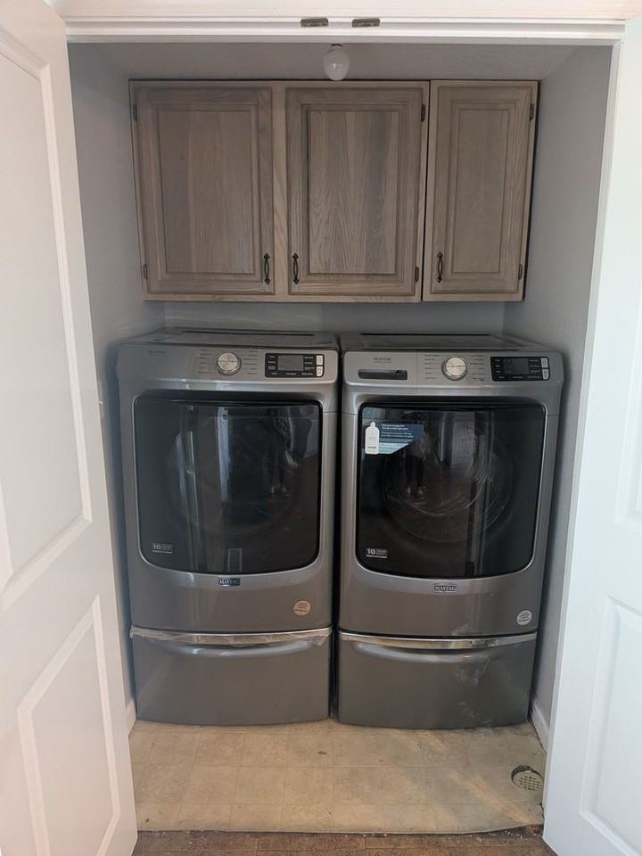 609 Jefferson St - Photo 3 of 47