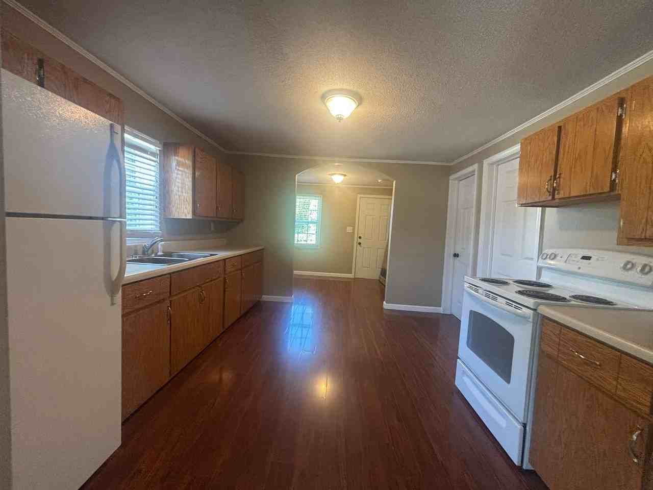 205 W 10th Ave - Photo 5 of 9