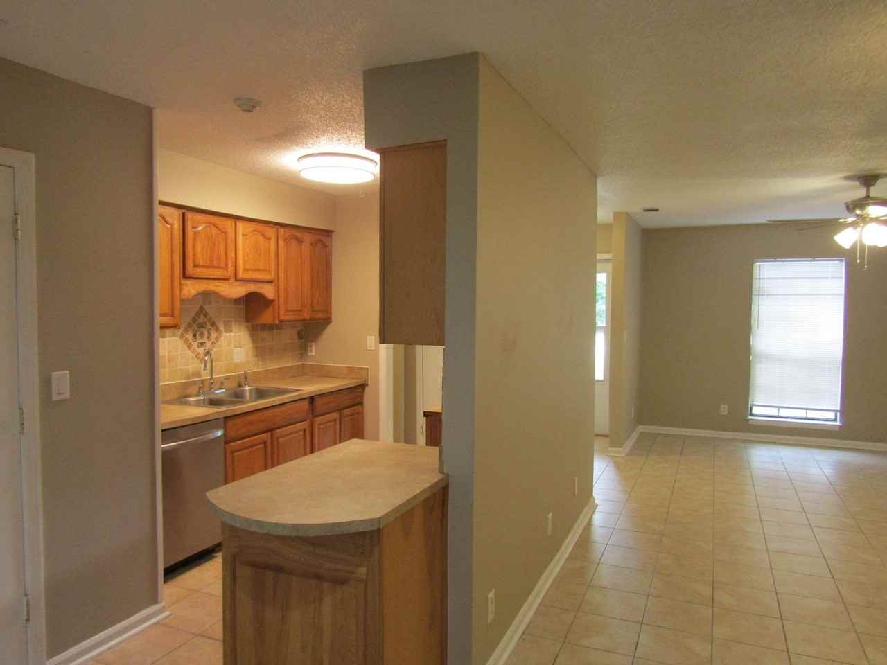 255 Garden Cir - Photo 6 of 18