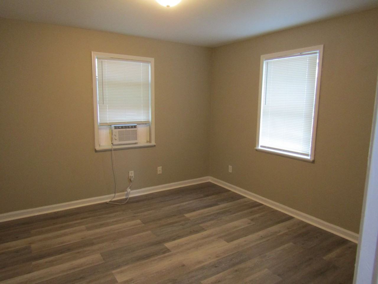 255 Garden Cir - Photo 7 of 18