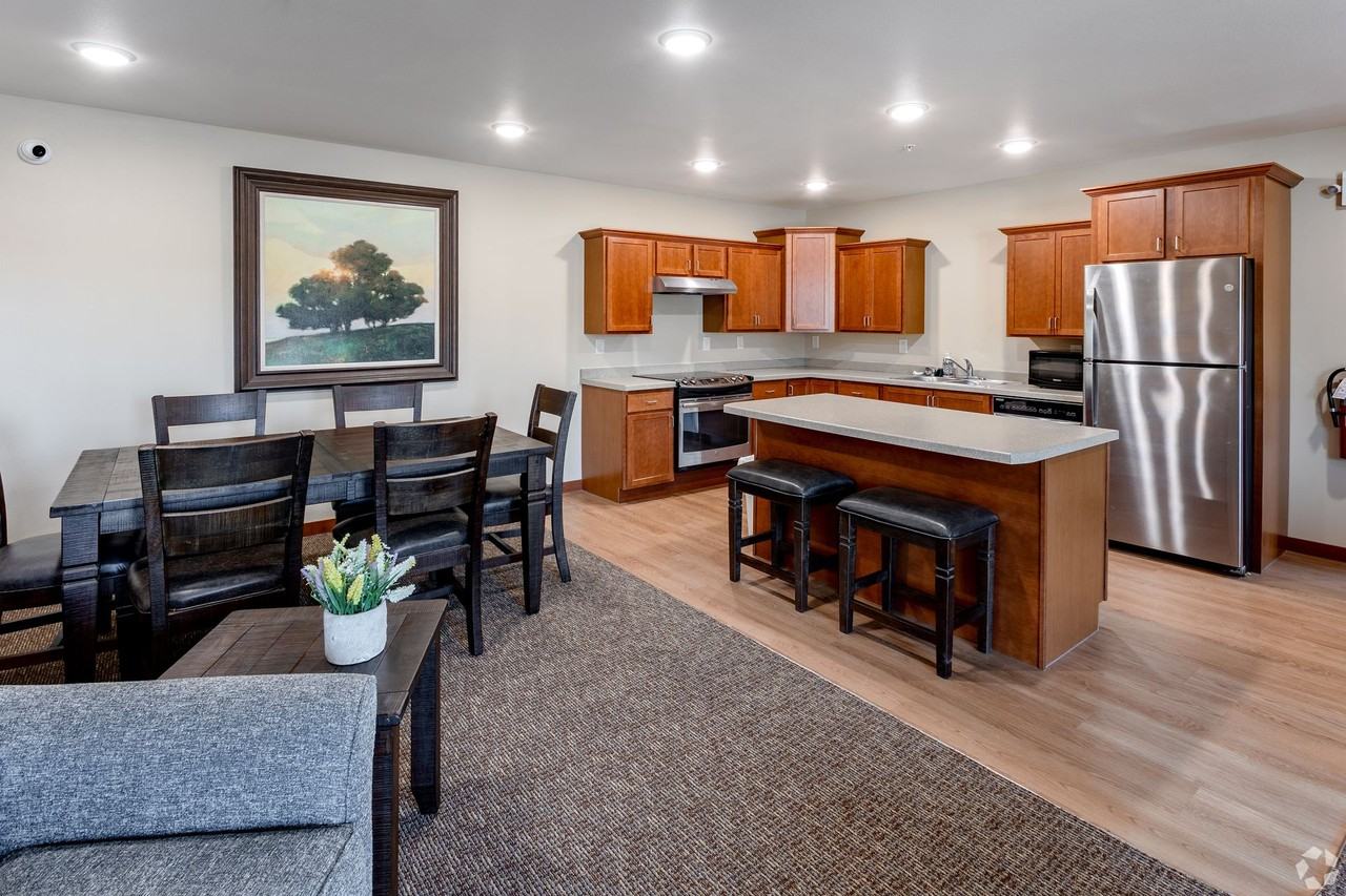 The Oaks on 20th Bldg 3 - Photo 5 of 10
