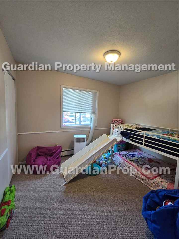 7660 Edgewood Dr - Photo 5 of 8