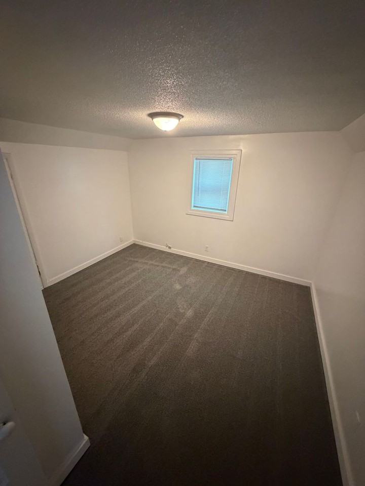 1506 Phillips Ave - Photo 7 of 8