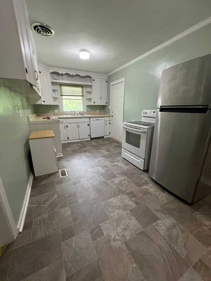 308 North Ave - Photo 4 of 12