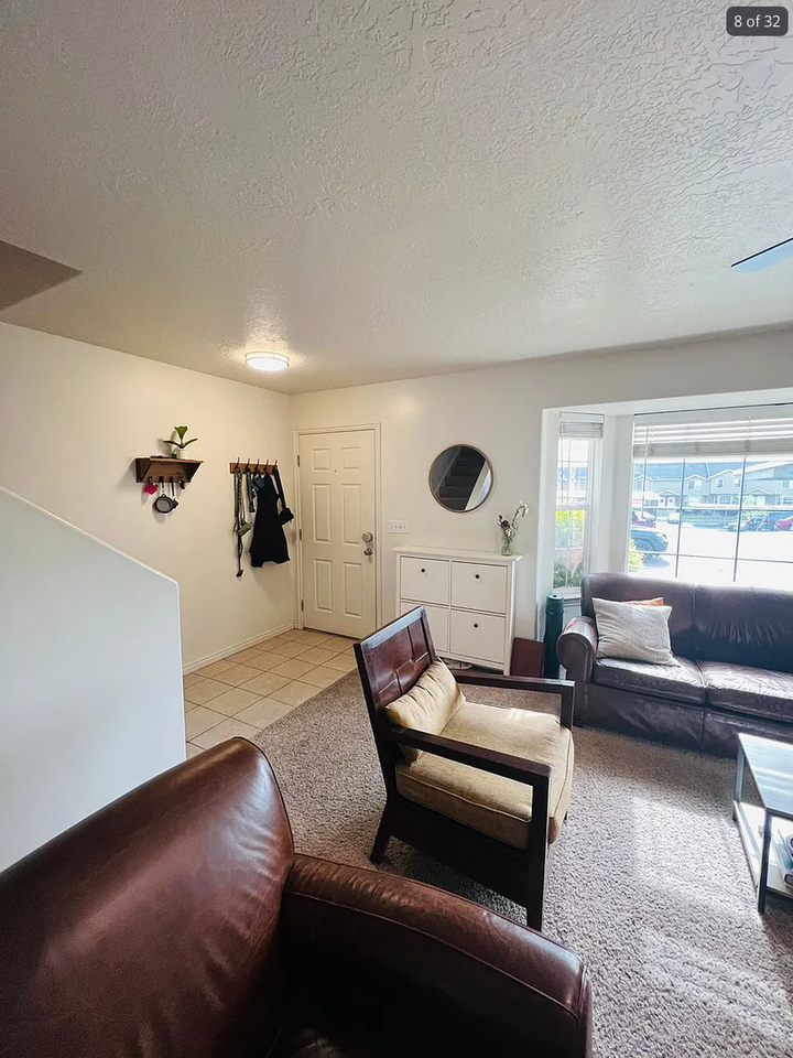 1355 S 1590 E - Photo 6 of 27