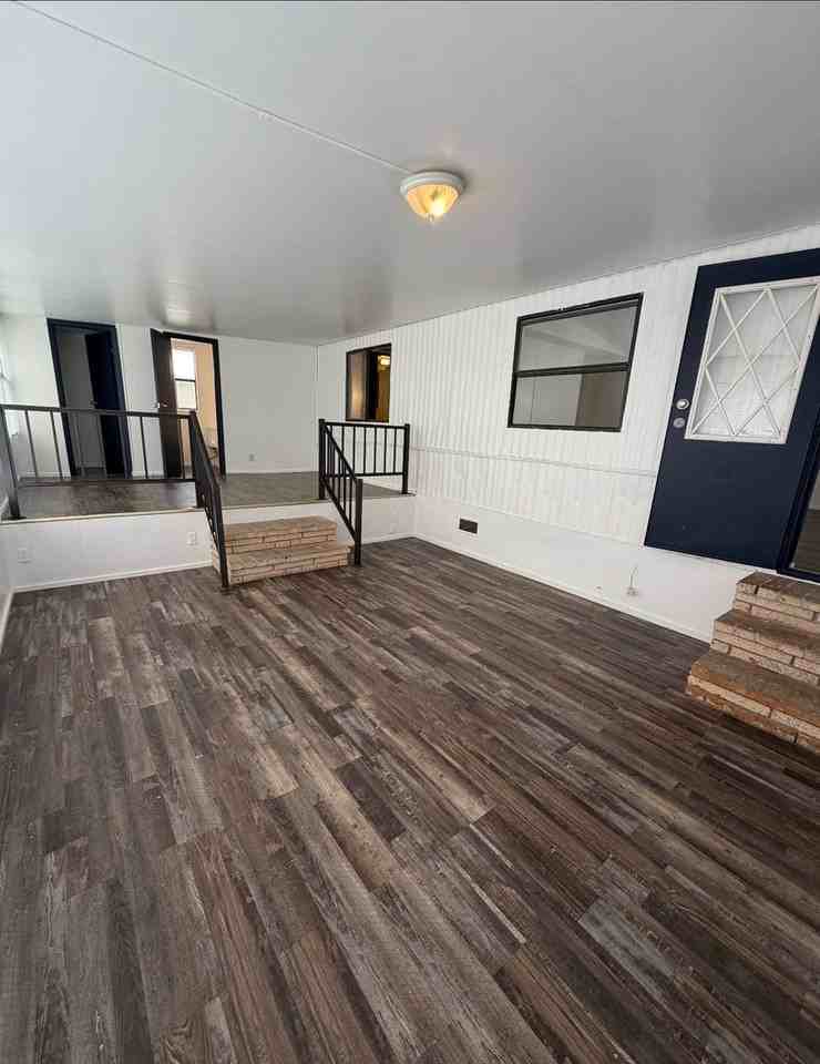 54 Sunset Cir - Photo 2 of 9