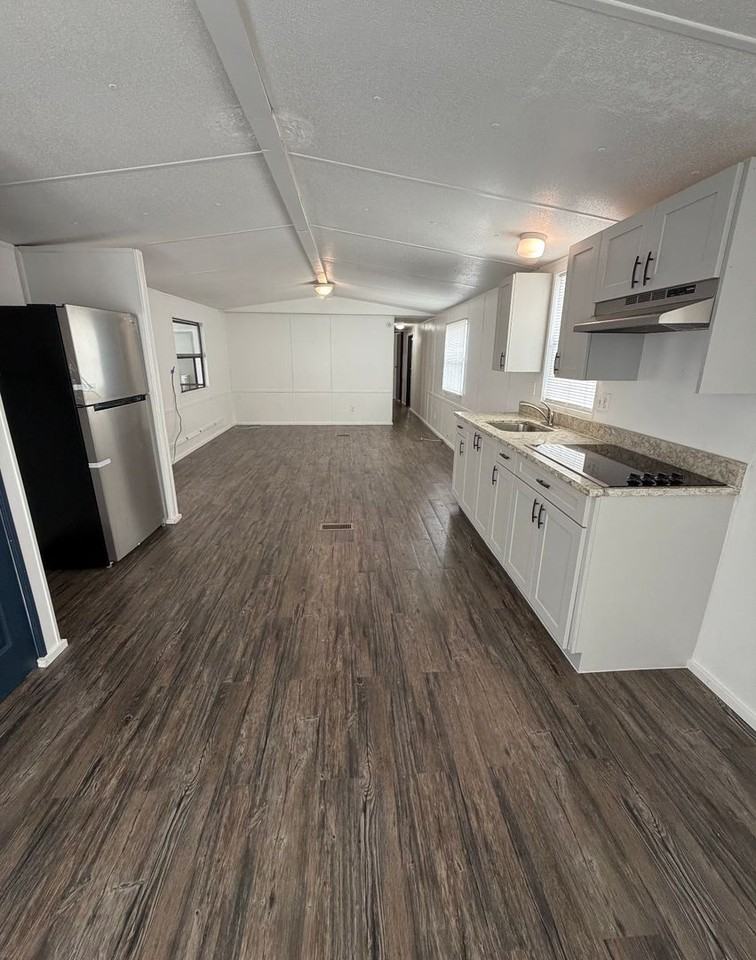 54 Sunset Cir - Photo 3 of 9
