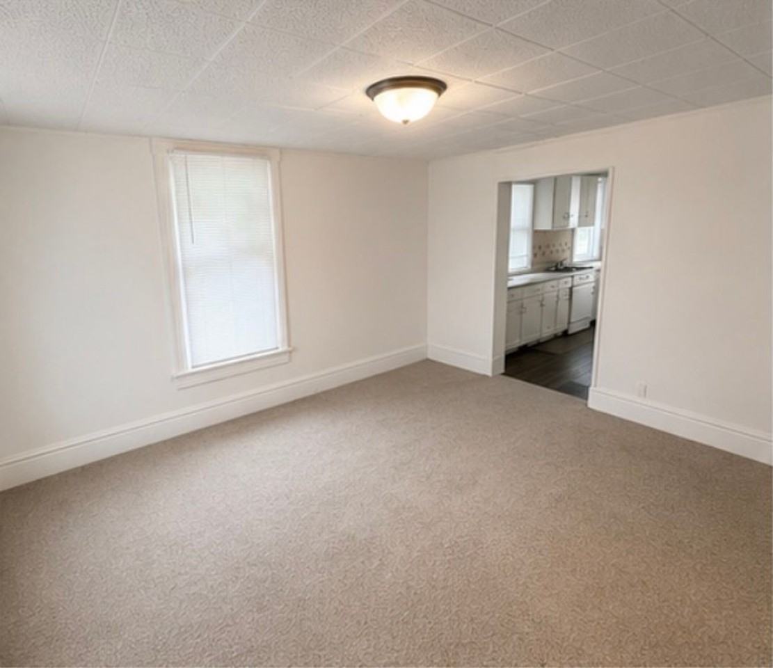 1240 N 4th St - Photo 2 of 7