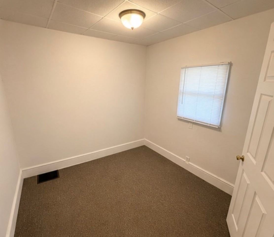 1240 N 4th St - Photo 7 of 7