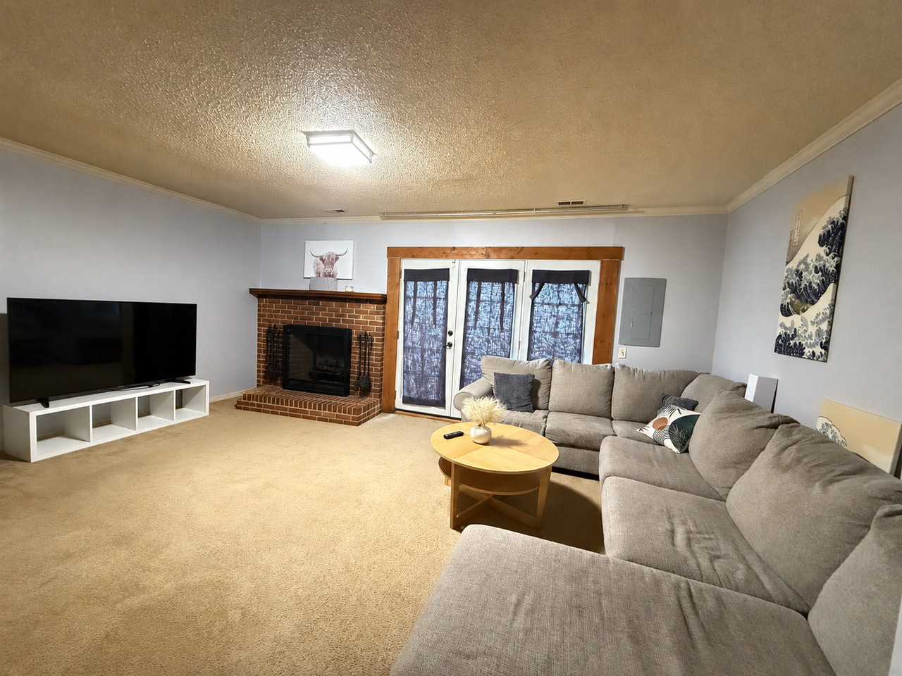 4614 Glanmire Dr - Photo 3 of 6