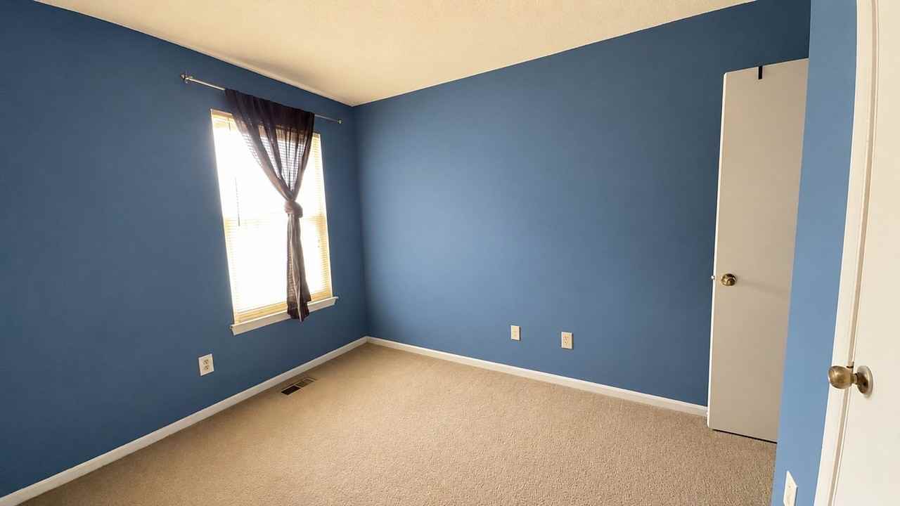 4614 Glanmire Dr - Photo 6 of 6