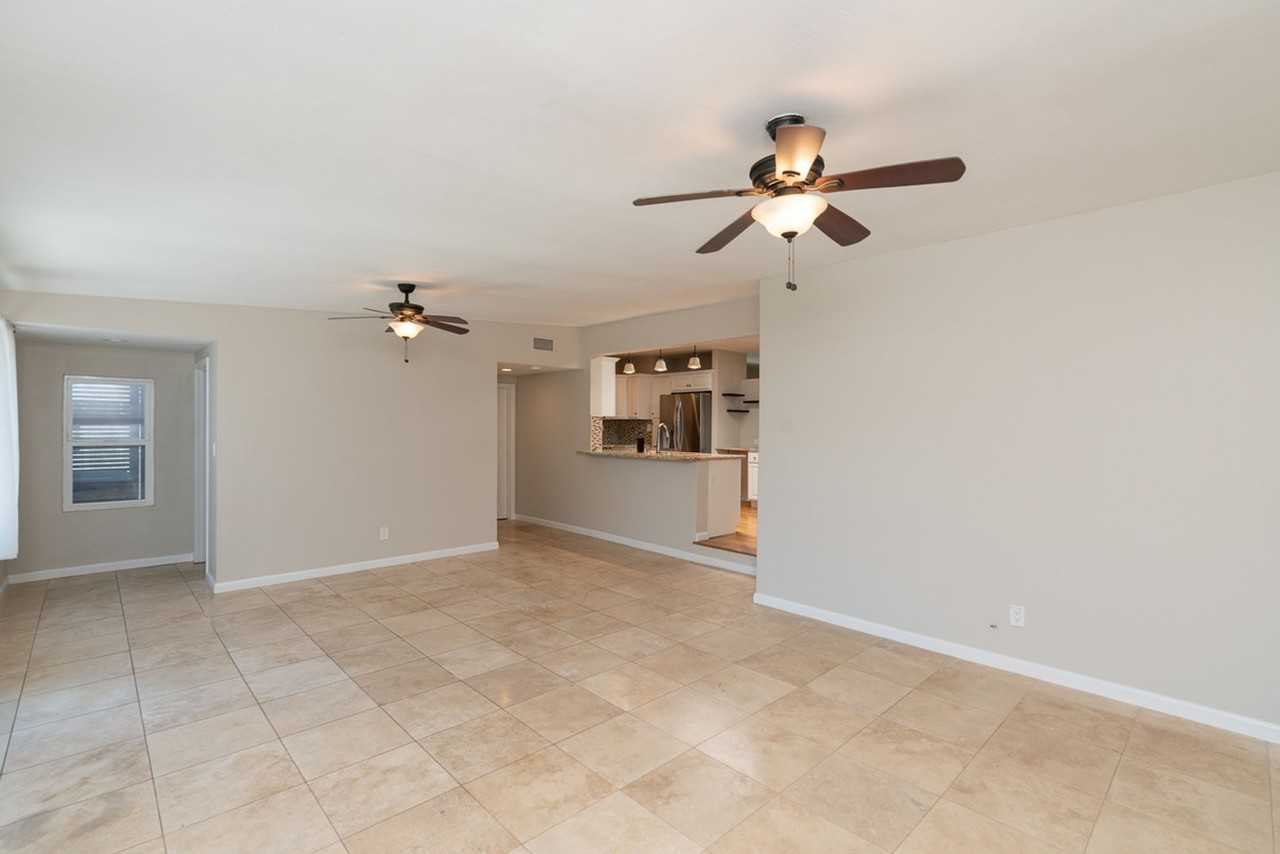 4256 Napier St - Photo 6 of 20