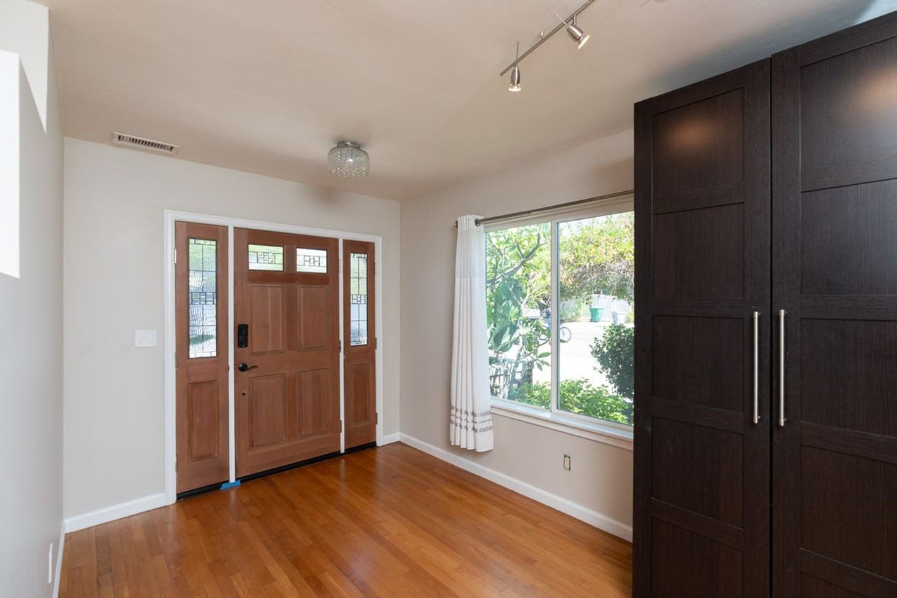 4256 Napier St - Photo 7 of 20