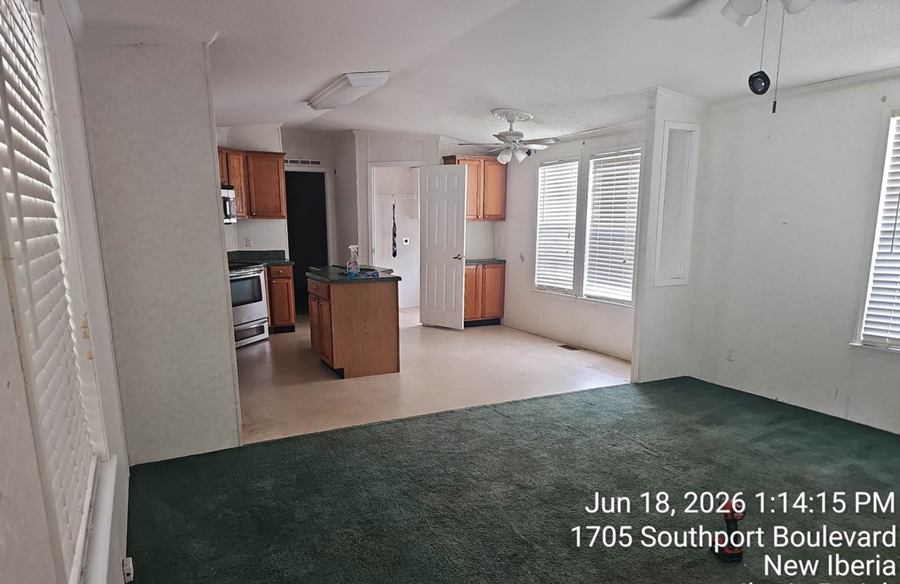 1704 Southport Blvd - Photo 3 of 3