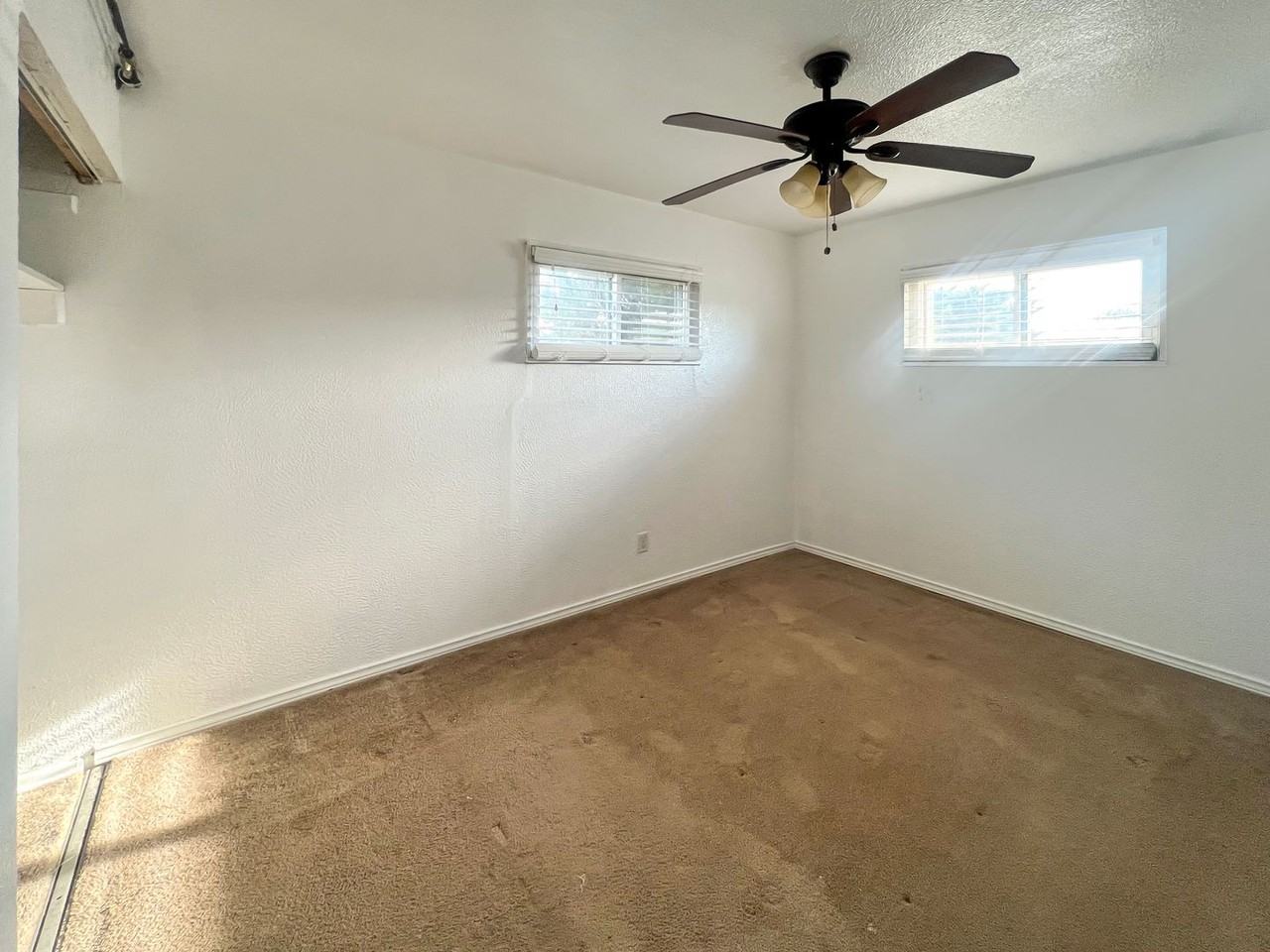 1736 N Penasco Dr - Photo 6 of 10