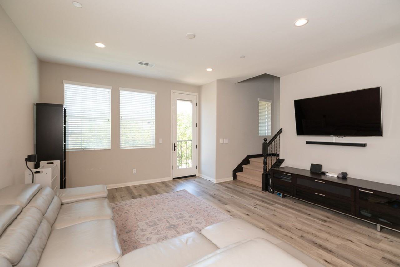 16487 Veridian Cir - Photo 7 of 22