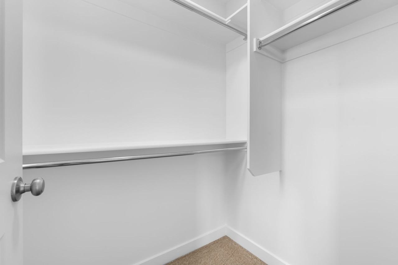 1595 E 6755 N - Photo 6 of 21