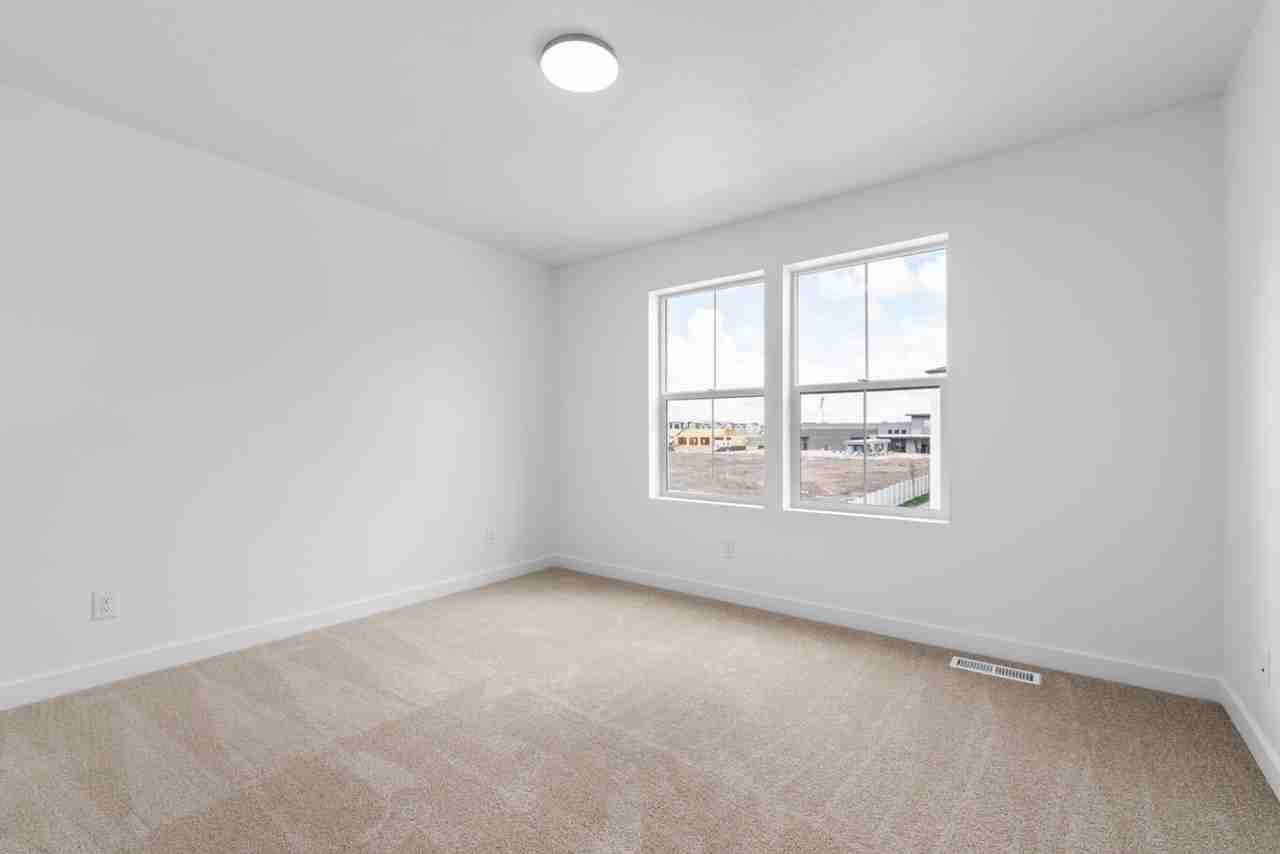 1595 E 6755 N - Photo 7 of 21