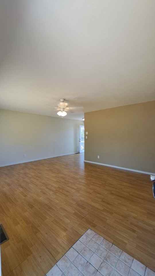 3259 Wright Ave - Photo 7 of 26