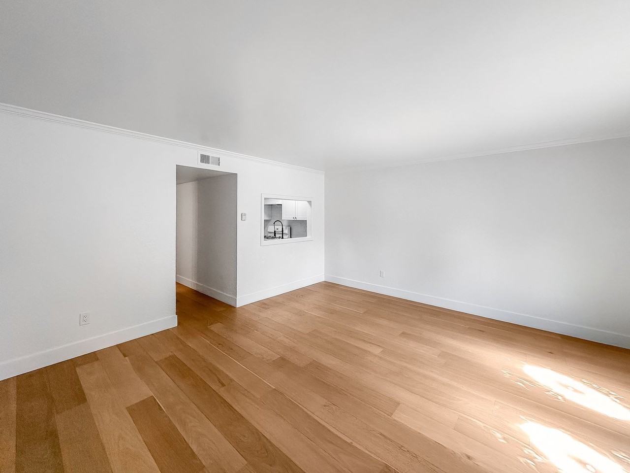 410 Colorado Ave #C - Photo 3 of 17