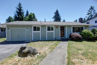 8015 Ne 143rd St - Photo 1 of 1