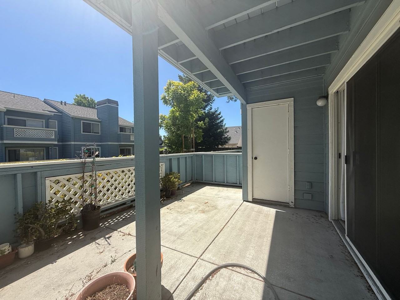 1505 Four Oaks Cir - Photo 5 of 11