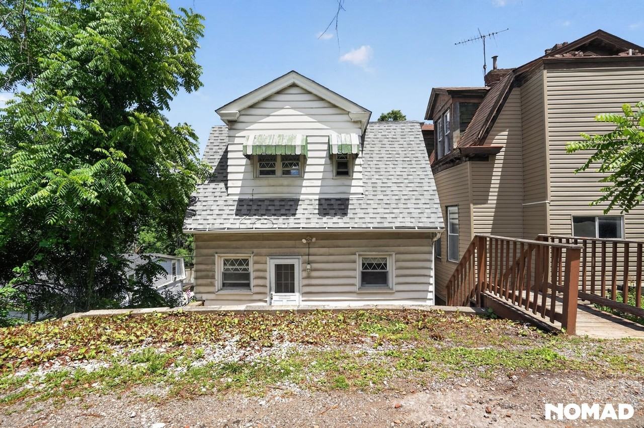 1117 Chartiers Ave - Photo 6 of 38