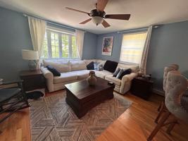 featured image of 1 Castle Hill Rd
