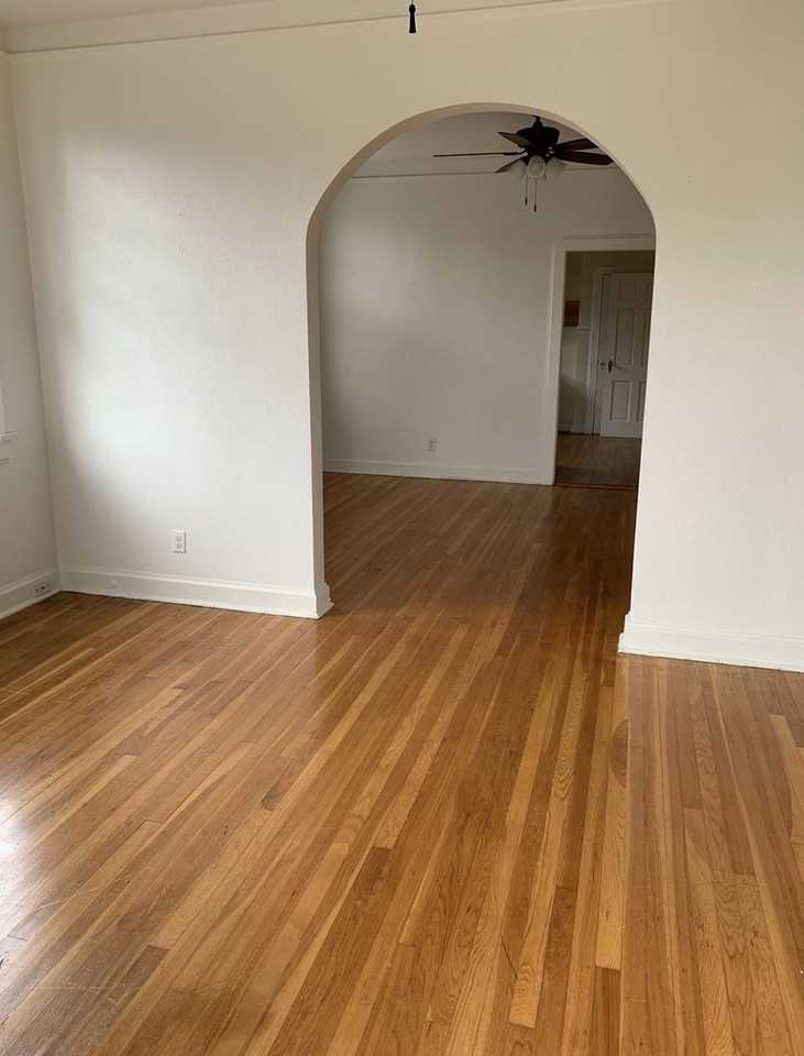 3507 Nashville Ave - Photo 3 of 12