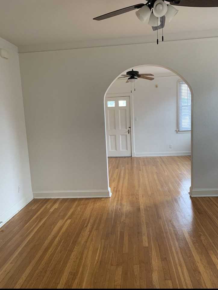 3507 Nashville Ave - Photo 4 of 12