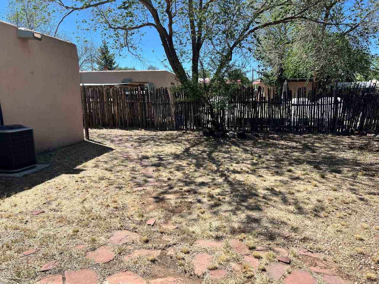 410 La Joya Rd - Photo 6 of 9