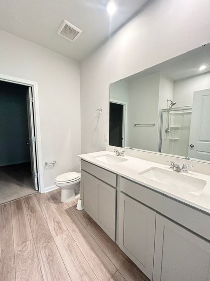 1161 Eagleston Way - Photo 6 of 9