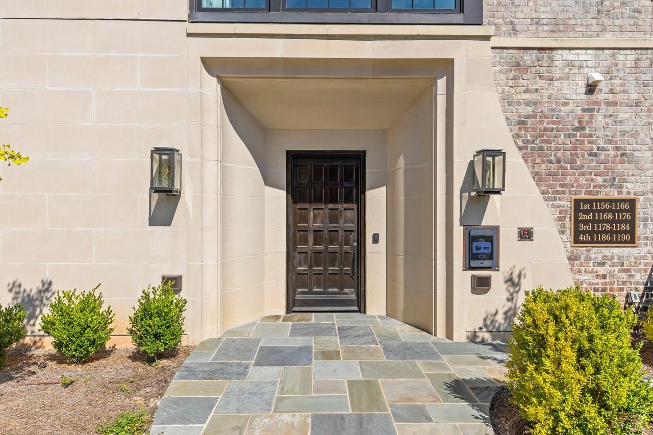 1172 Queens Rd #8 - Photo 6 of 50