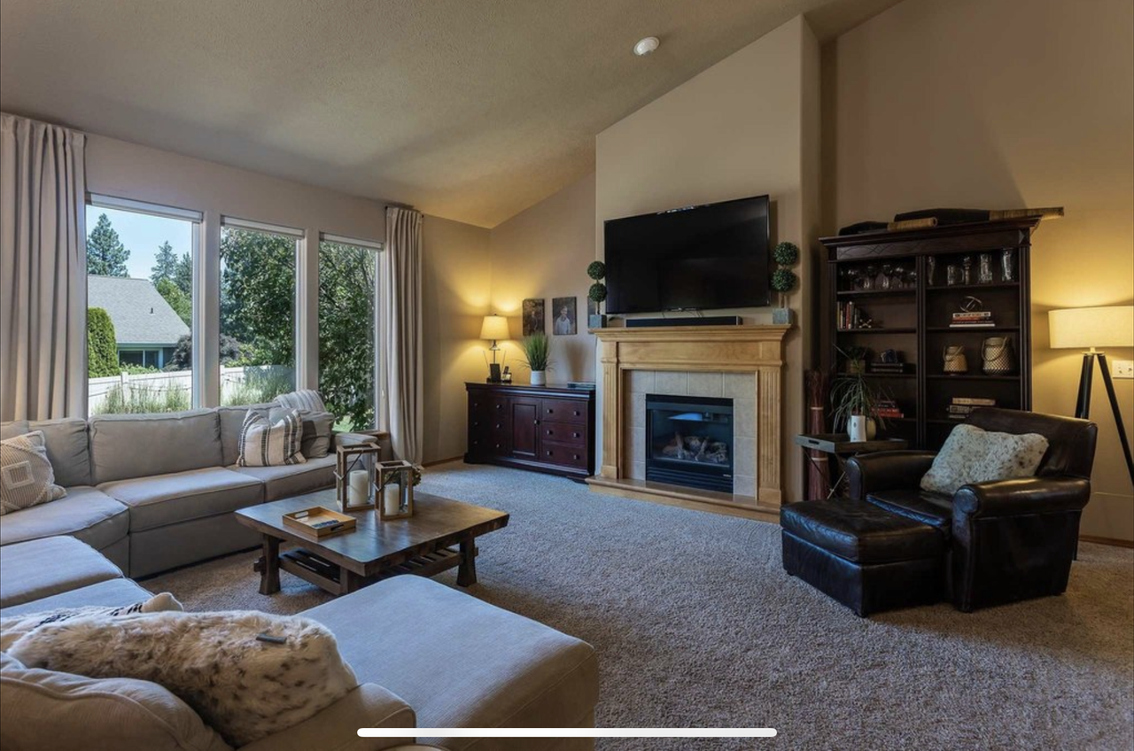 4107 E Summercrest Ave - Photo 4 of 34