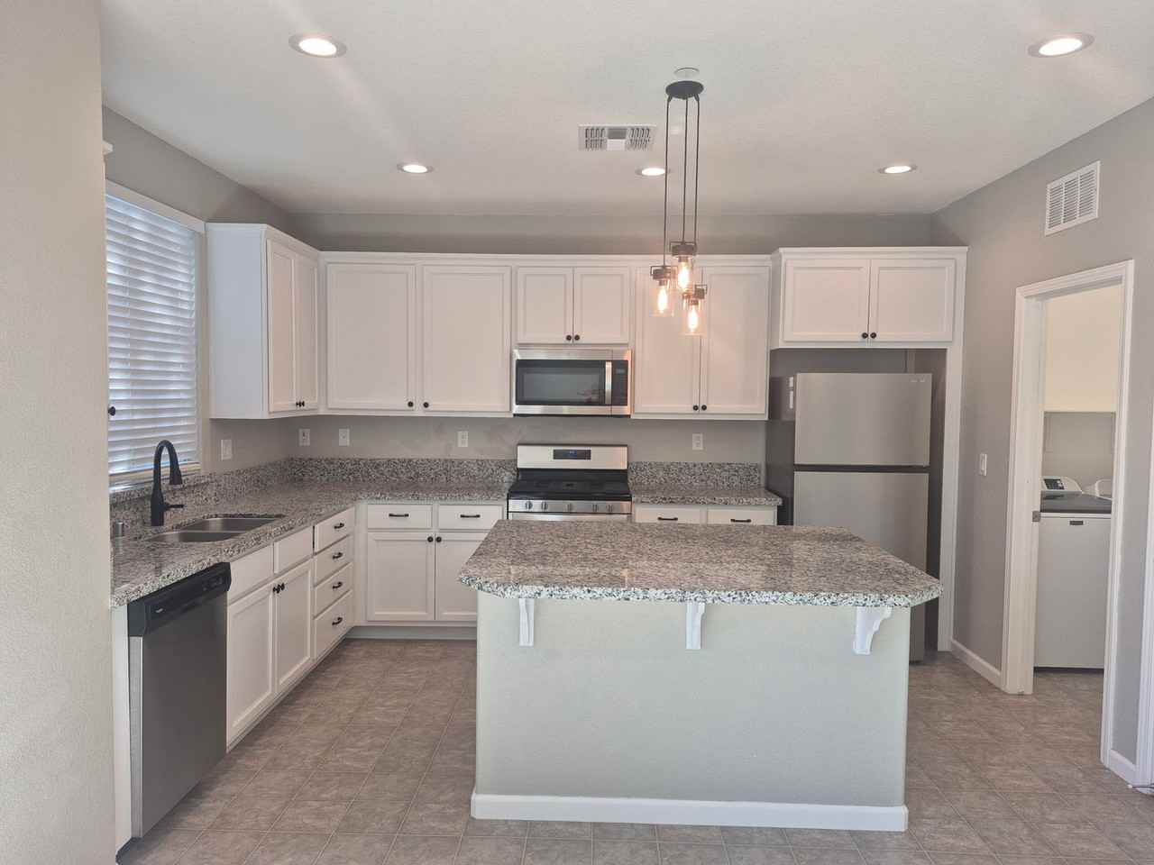2797 Rainier Way - Photo 7 of 18