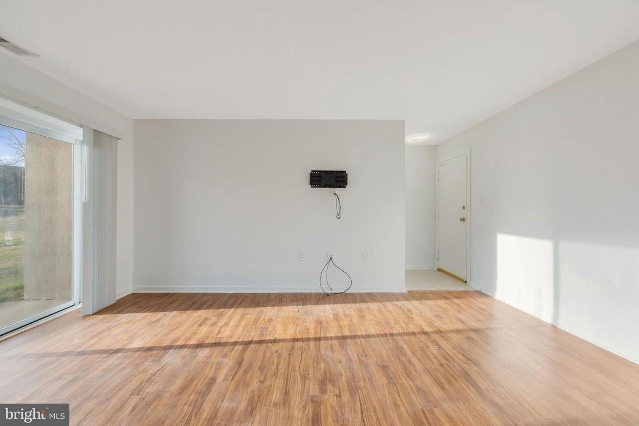 350 Gatewater Ct #A - Photo 4 of 34