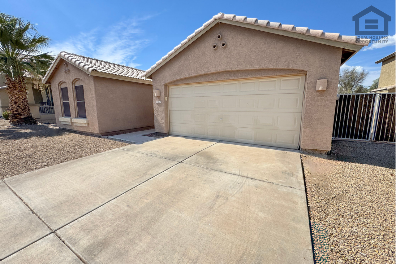 12614 W Avalon Dr - Photo 6 of 50
